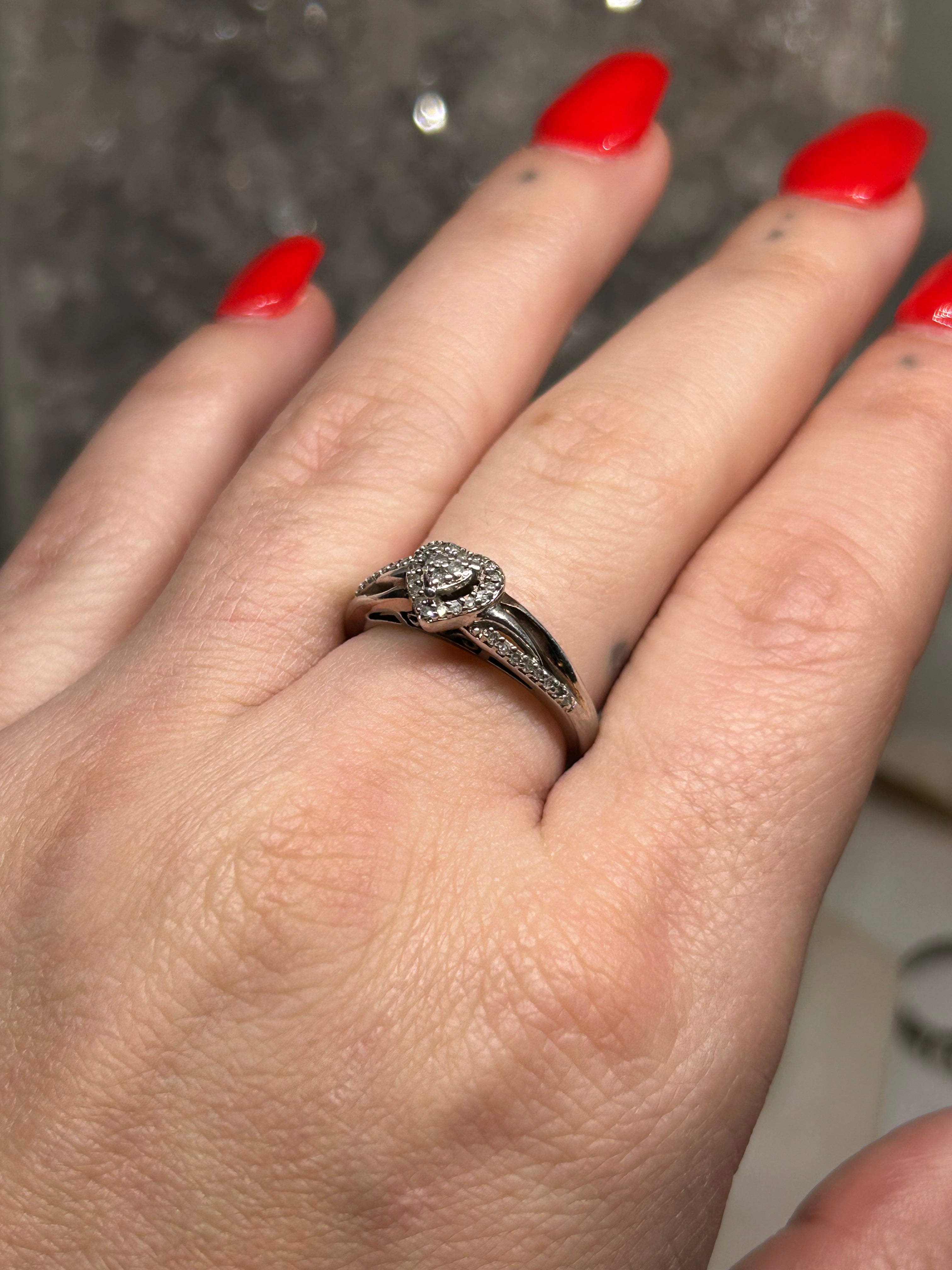 Vintage Diamond Heart Ring 925