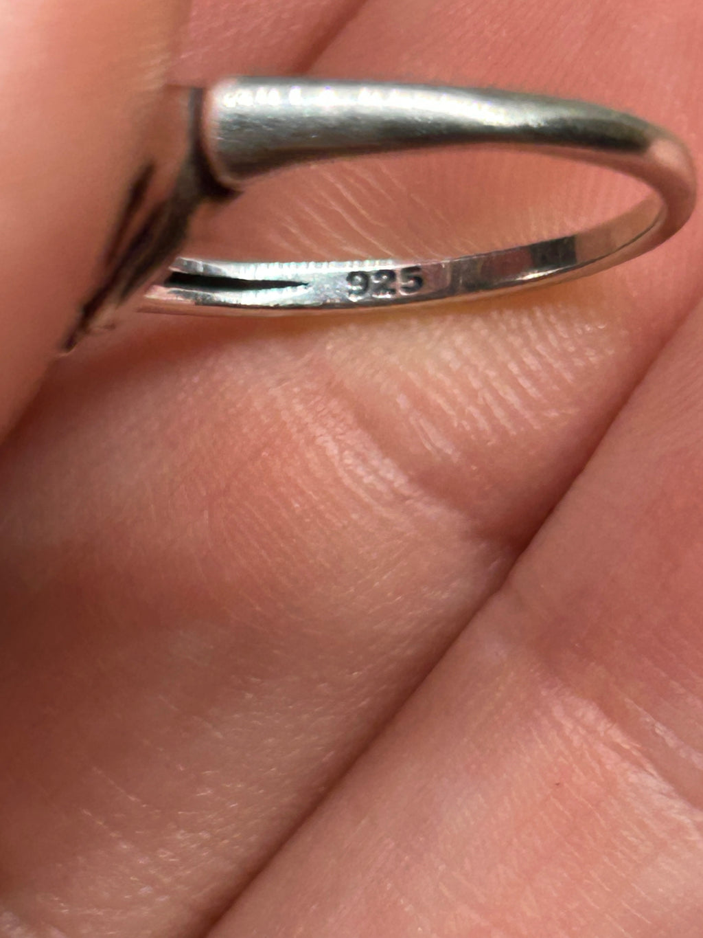 Anatomical Heart Ring 925