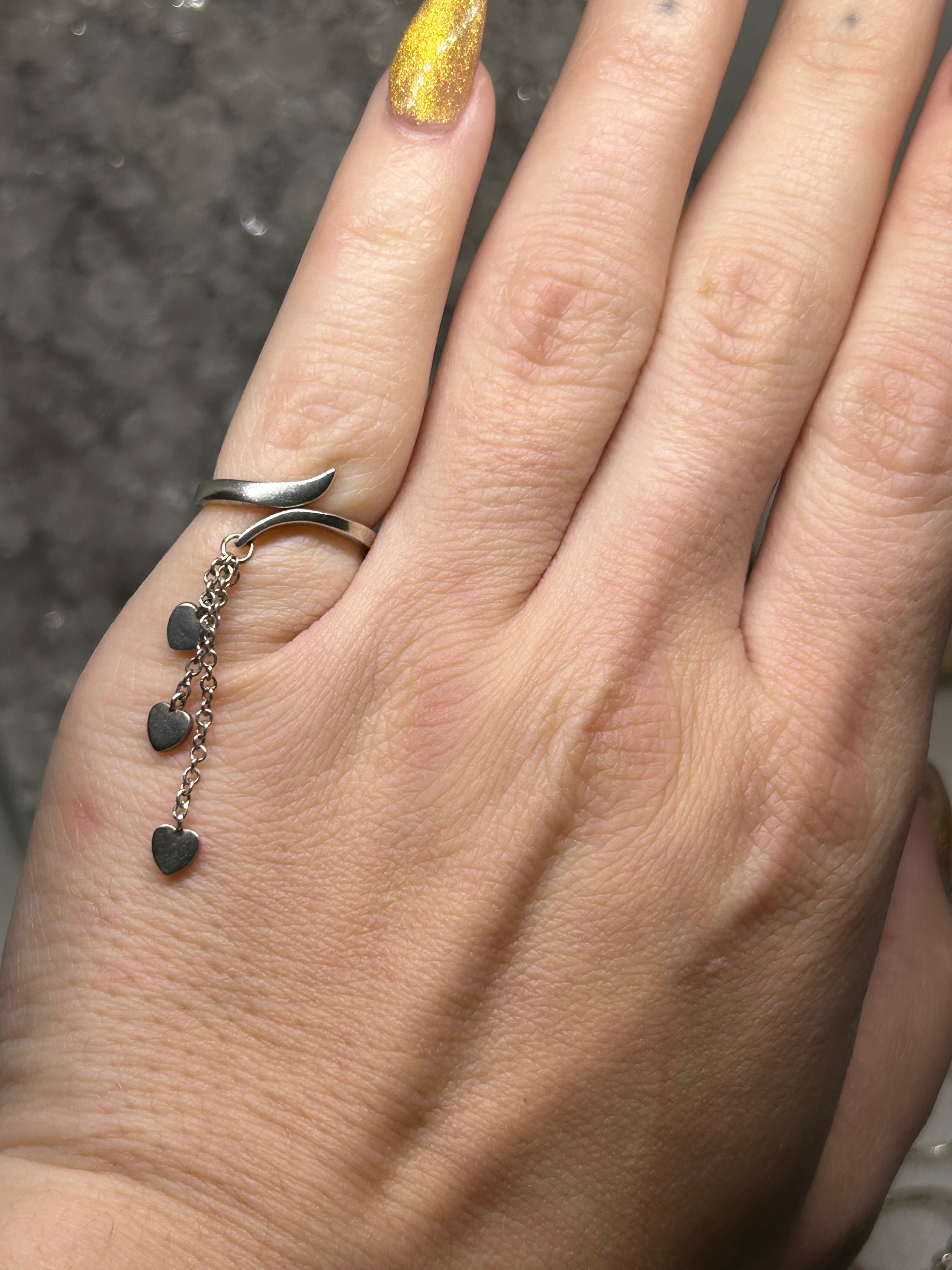 Vintage Triple Heart Charm Ring 925