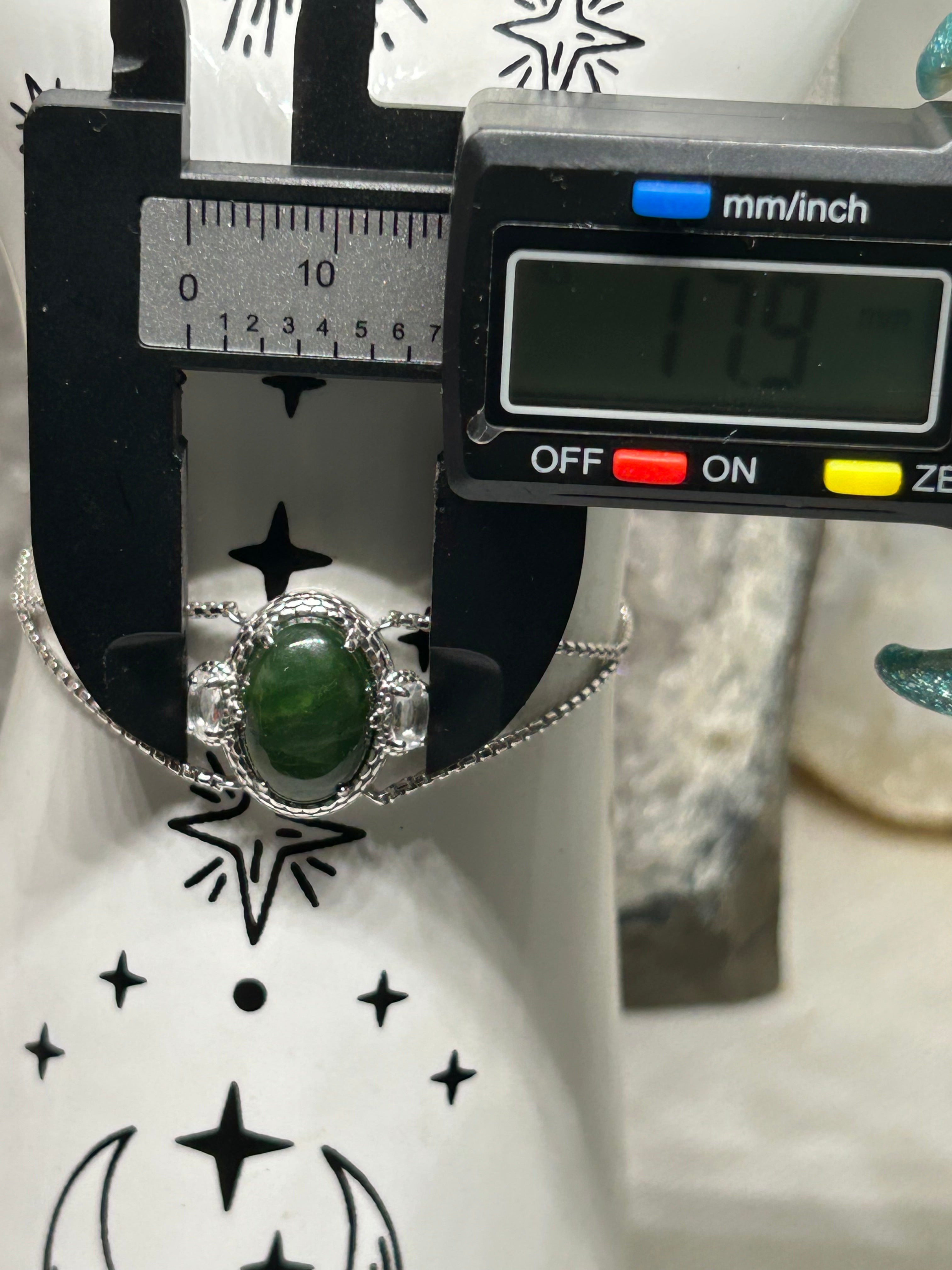 Nephrite Jade & Sapphire Bolo Bracelet
