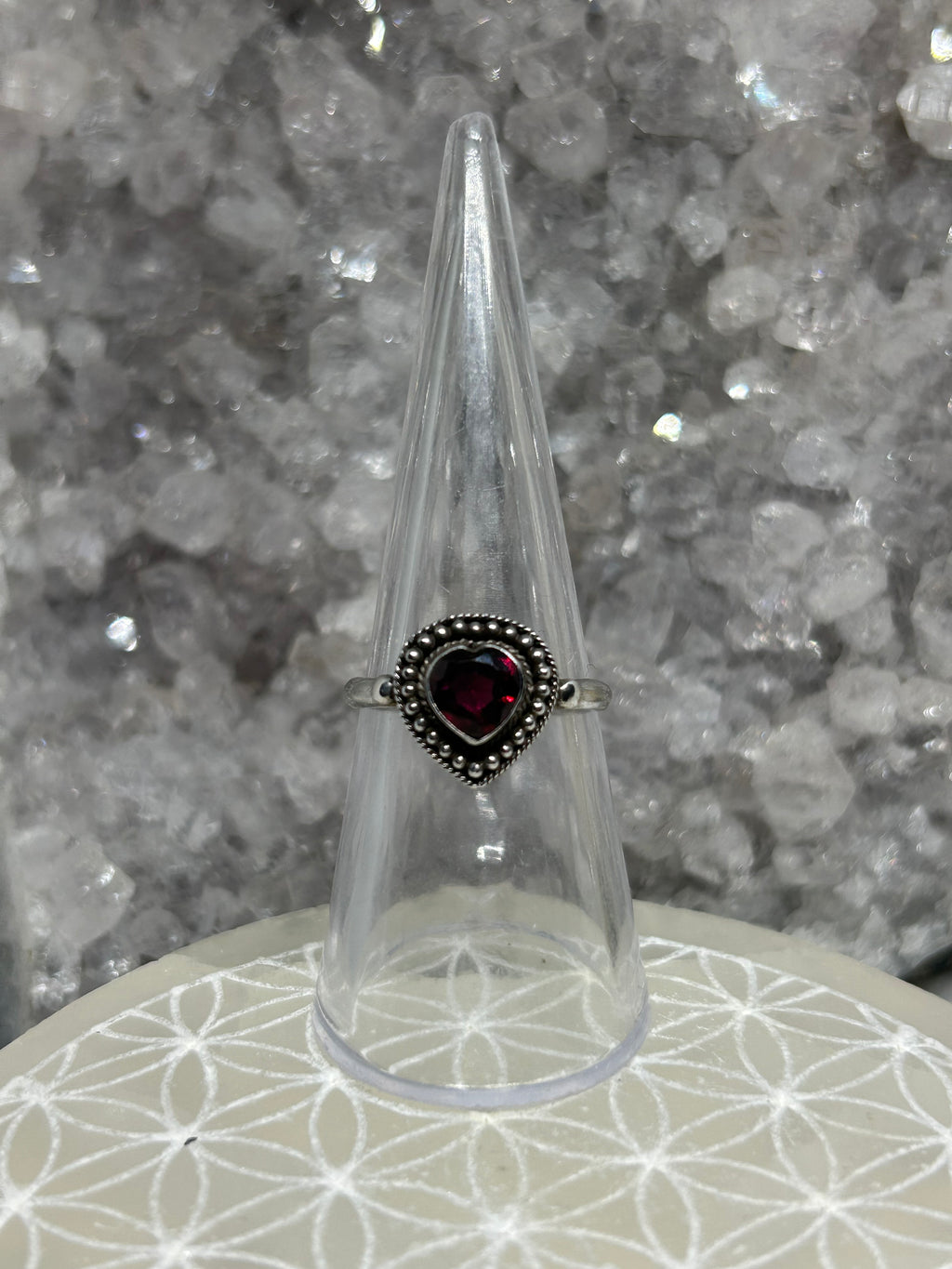Vintage Garnet Heart Ring 925