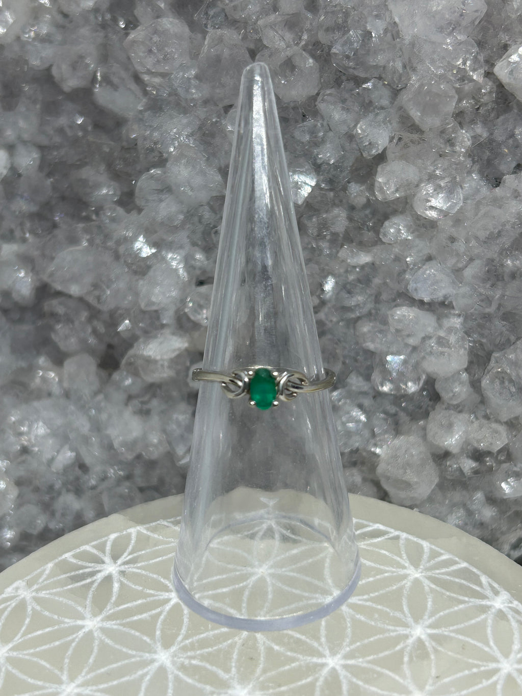 14k White Gold Emerald Ring