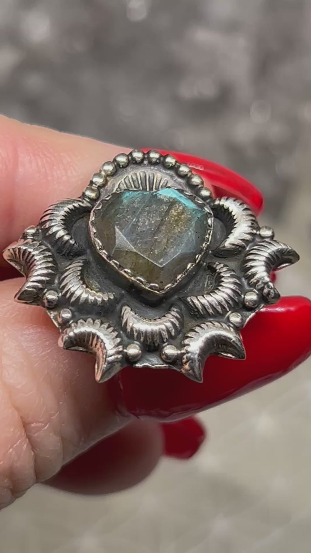 Hand Crafted Labradorite Heart Ring 925